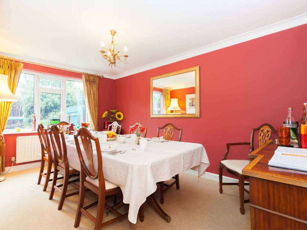 Hotel Ayuda House à Altrincham Extérieur photo