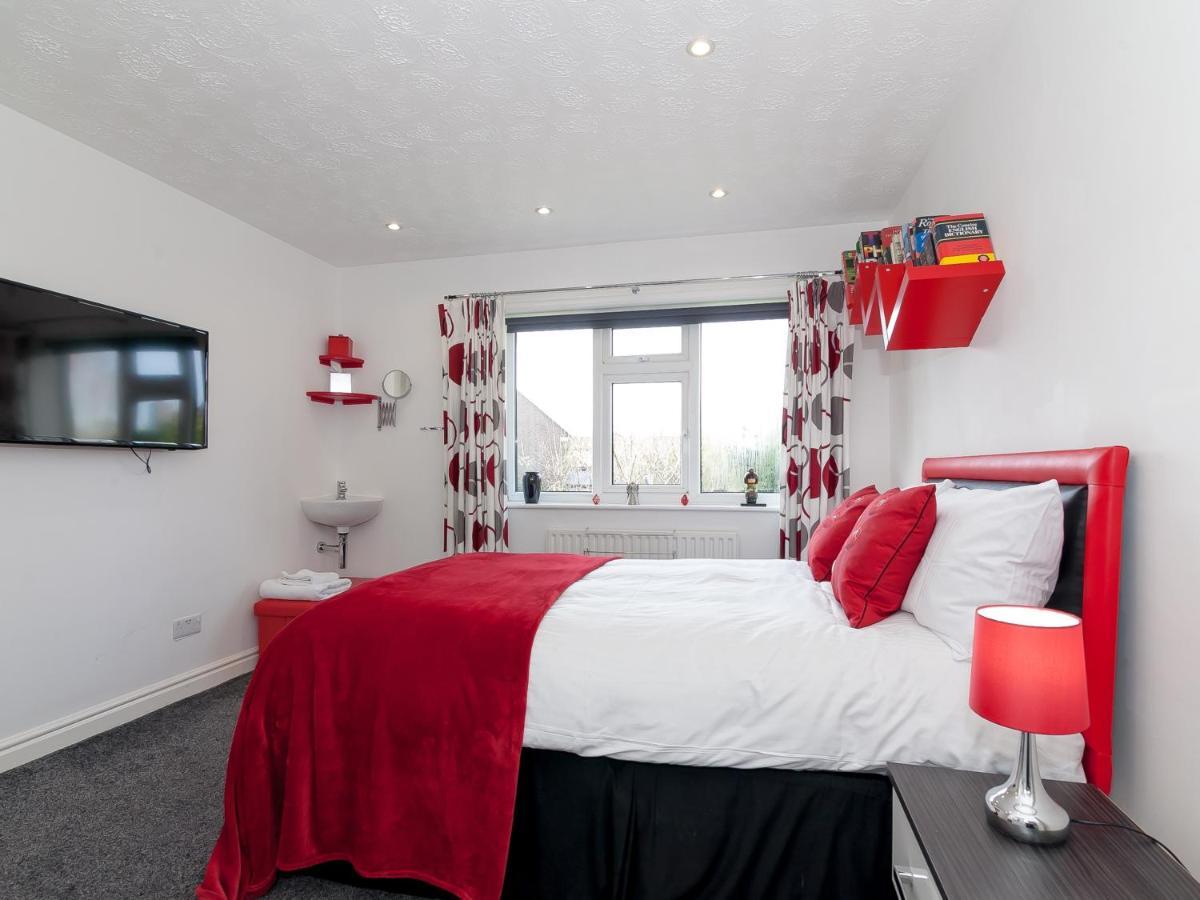 Hotel Ayuda House à Altrincham Extérieur photo